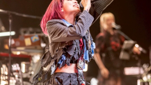 Image of VIVA LA LISA