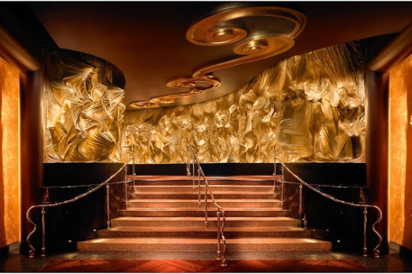 XS Nightclub